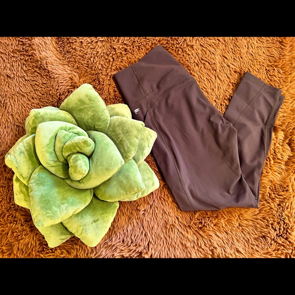 Fabletics Oasis High-Waisted 7/8